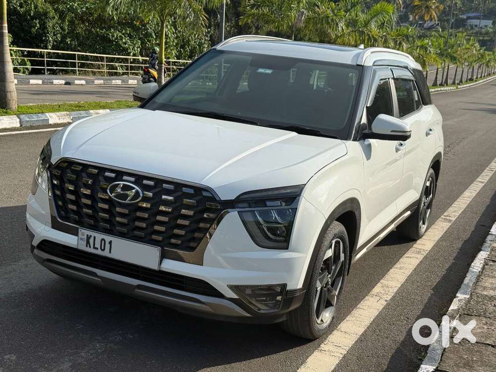 Hyundai Alcazar Platinum 2.0 Petrol Manual &ndash; 2022 Model