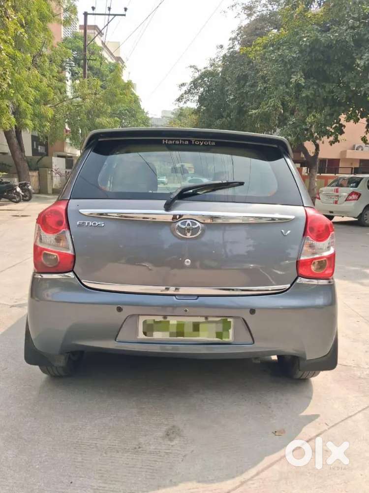 Toyota Etios Liva 2013 Petrol 81000 Km Driven