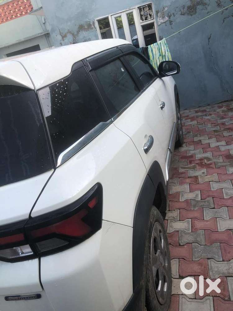 Maruti Suzuki Swift 2023 Cng & Hybrids 42000 Km Driven