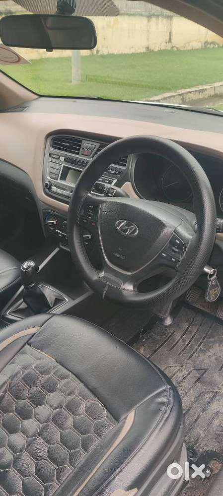 Hyundai Elite I20 Sportz (o) 1.2, 2017, Petrol