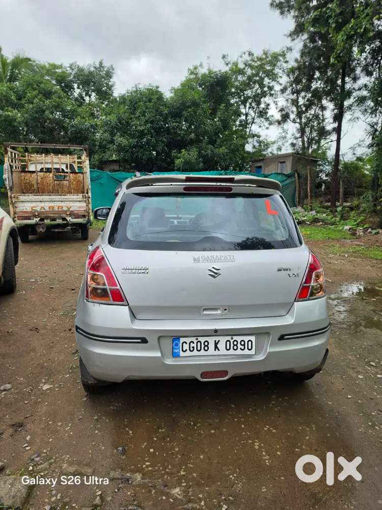 Maruti Suzuki Swift 2011 Petrol Manual