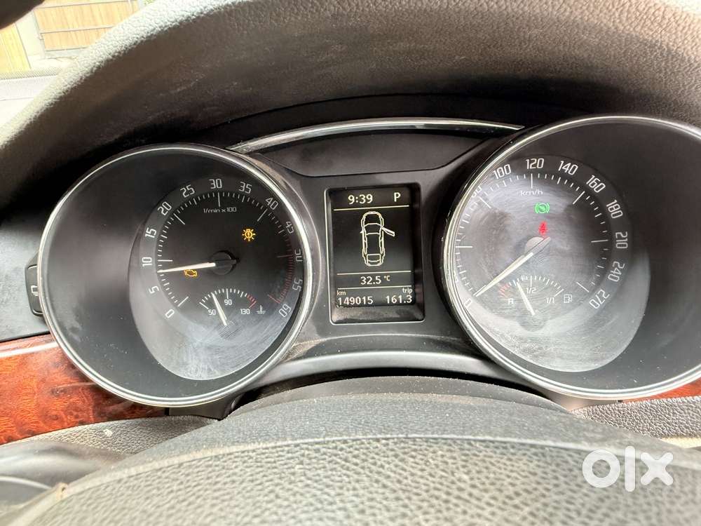 Skoda Superb 2008-2013 Elegance 2.0 Tdi Cr At, 2010, Petrol