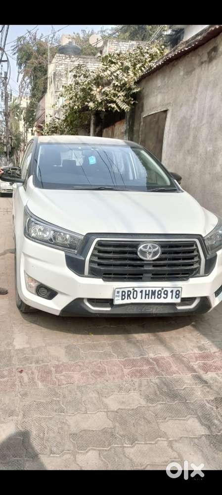 Toyota Innova Crysta 2.4 G Mt, 2023, Diesel