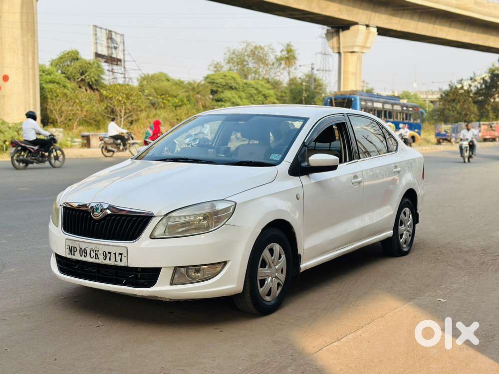 Skoda Rapid Elegance Mpi, 2012, Petrol