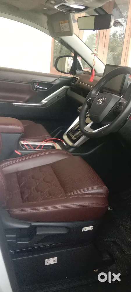 Innova  Hycross Vx ( O ) For  Sale  Anayara  Trivandrum