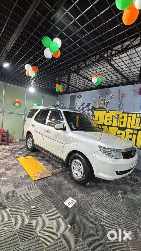 Tata Safari Storme 2018
