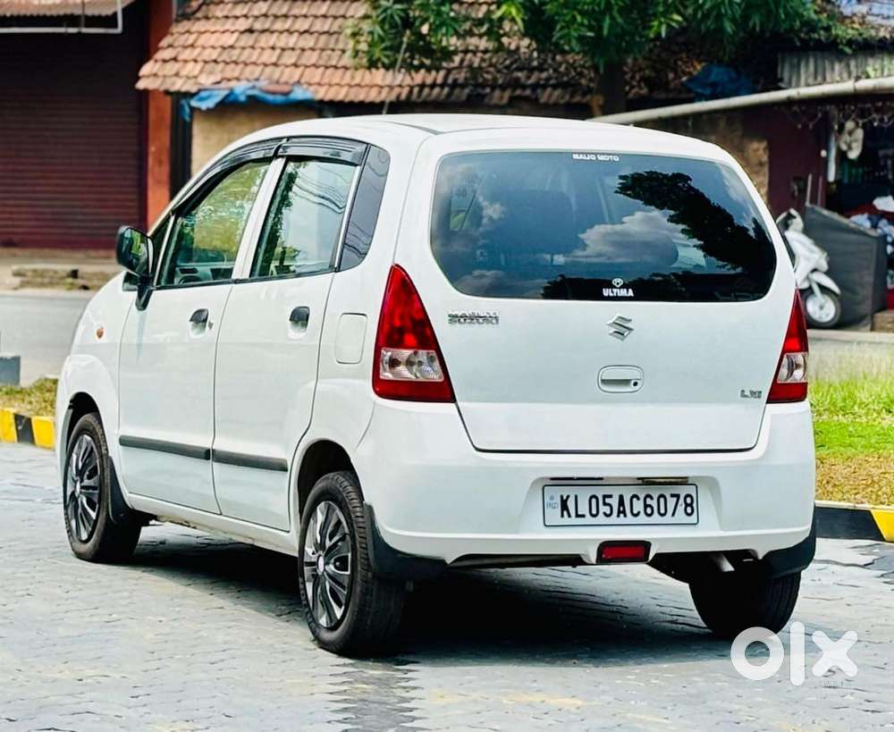 Maruti Suzuki Zen Estilo Lxi Bs Iv, 2011, Petrol