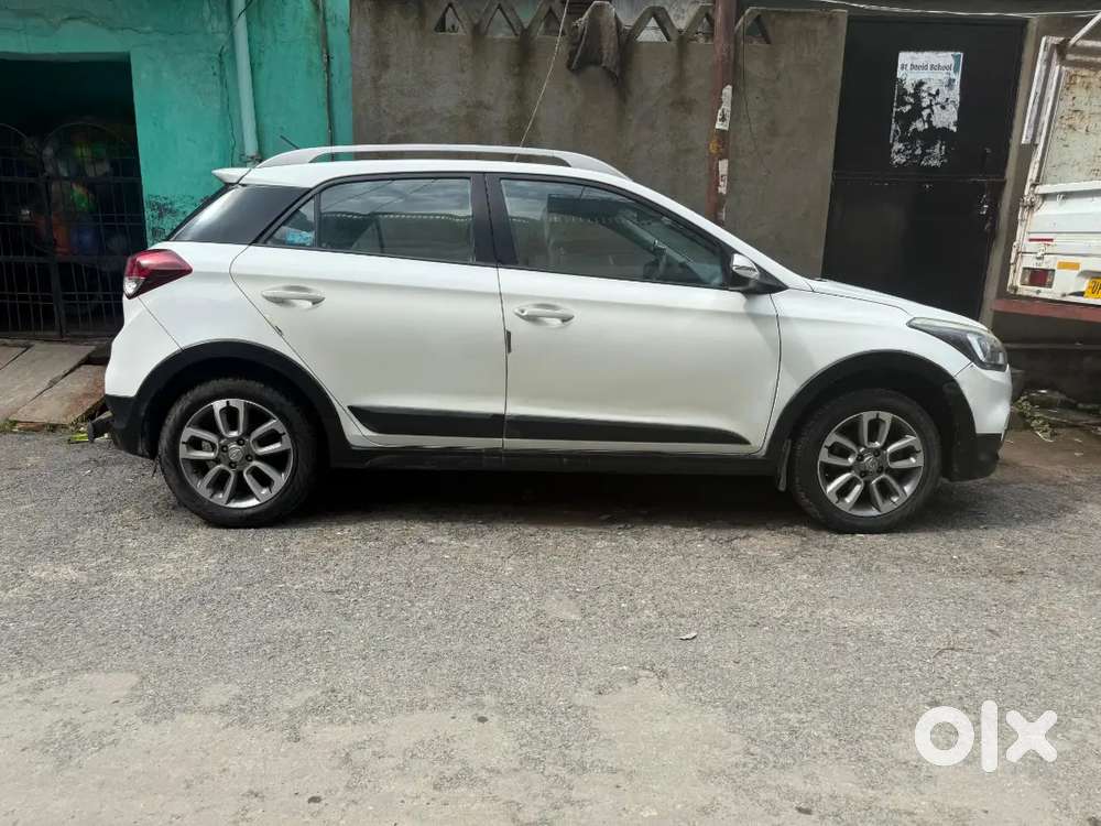 Hyundai I20 Active 2017 Petrol Car