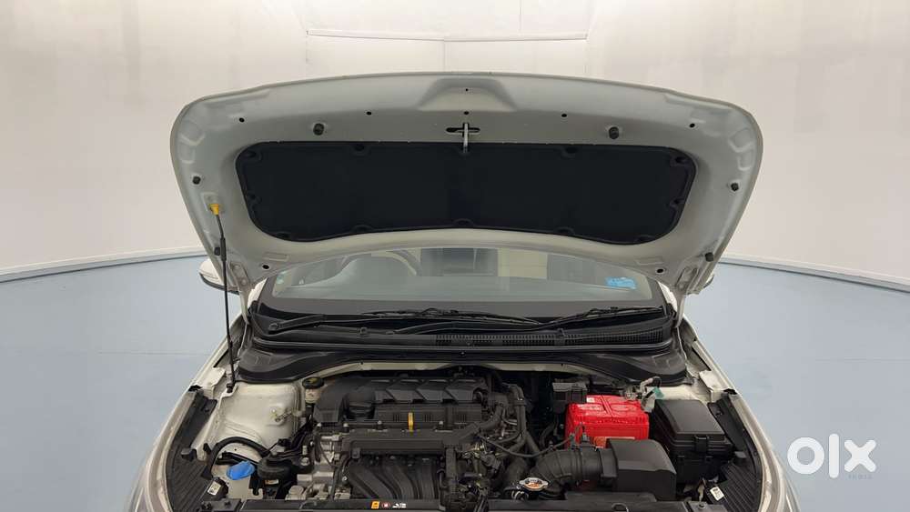 Hyundai Verna 1.5 Sx (o) Vtvt Ivt, 2022, Petrol
