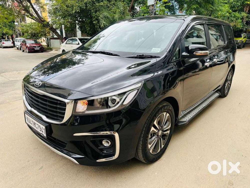 Kia Carnival Premium, 2020, Diesel