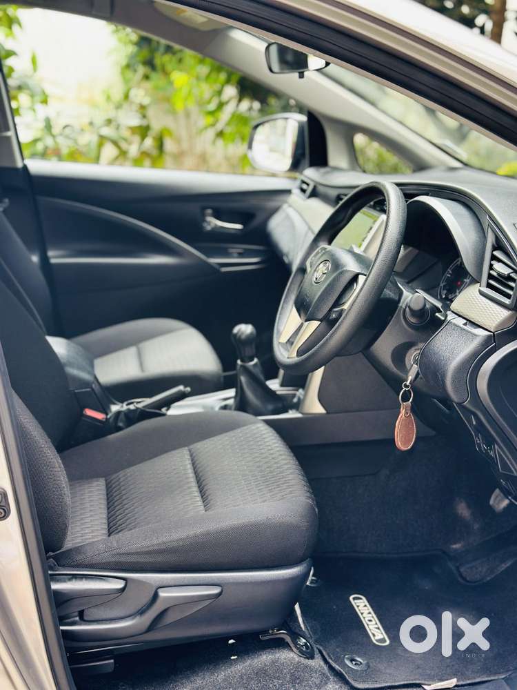 Toyota Innova Crysta 2.4 G Plus Mt 7 Str, 2021, Diesel