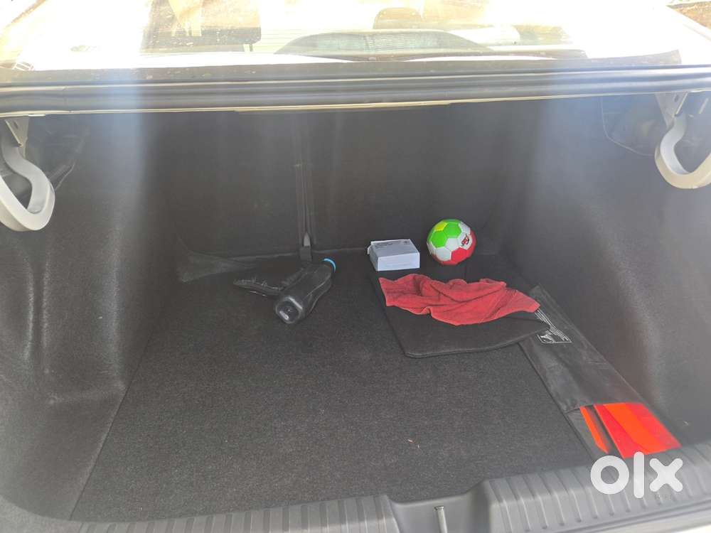 Skoda Slavia 2023 Petrol 8500 Km Driven
