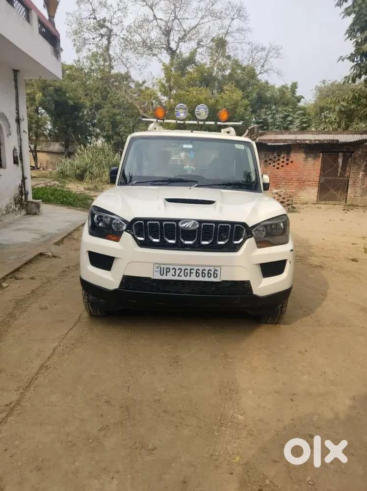 Mahindra Scorpio 2015 Diesel Well Maintained