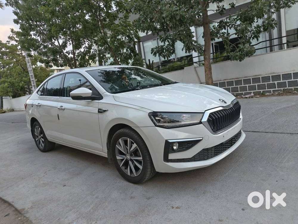 Skoda Slavia 1.0 Tsi Style At, 2022, Petrol