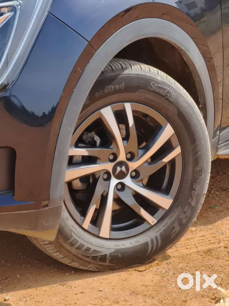 Mahindra Xuv700 2.2 Ax 5 Diesel Mt 7 Str, 2024, Diesel