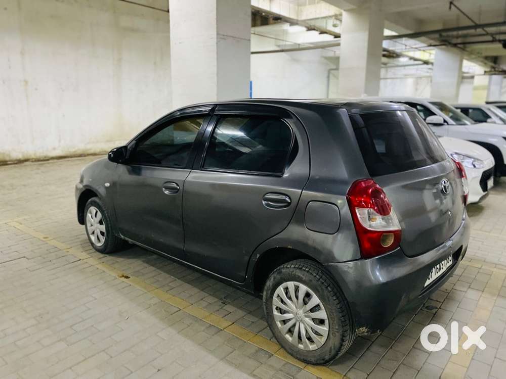 Toyota Etios Liva 2014 Petrol 68277 Km Driven