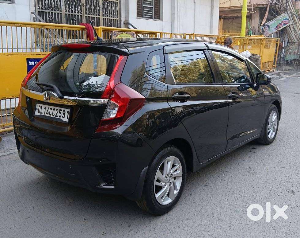 Honda Jazz V Automatic, 2015, Petrol