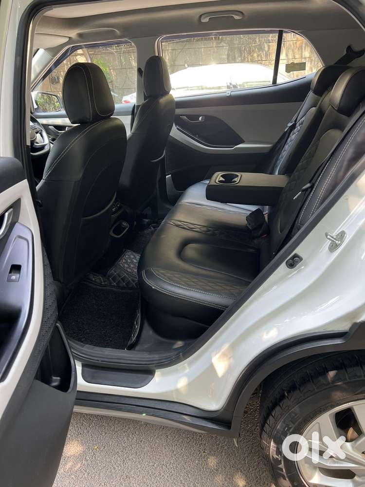 Hyundai Creta Sx Petrol Mt, 2022, Petrol