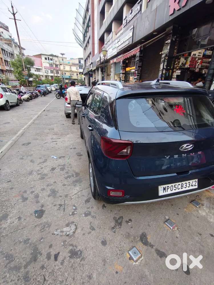 Hyundai Venue 1.2 S Petrol Manual 2020