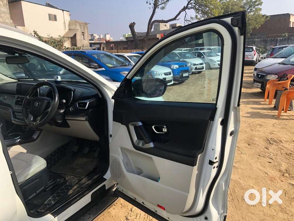 Tata Safari