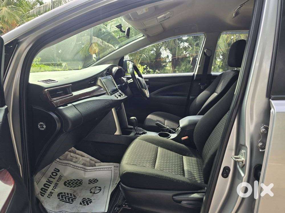 Toyota Innova Crysta [2020-ongoing] 2.4 Gx At 8 Str, 2022, Diesel