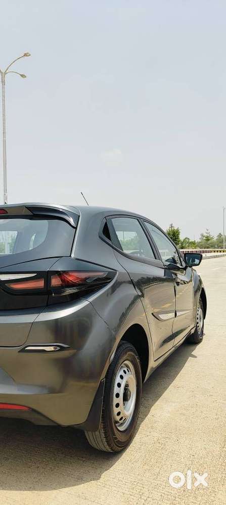 Tata Altroz Xe Petrol, 2022, Petrol