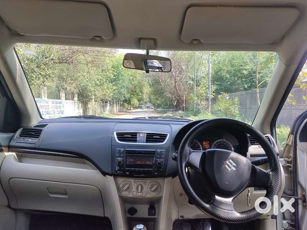 Maruti Suzuki Swift Dzire 1.2 Vxi Bsiv, 2016, Petrol