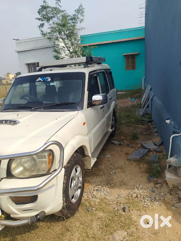 Mahindra Scorpio Classic 2010