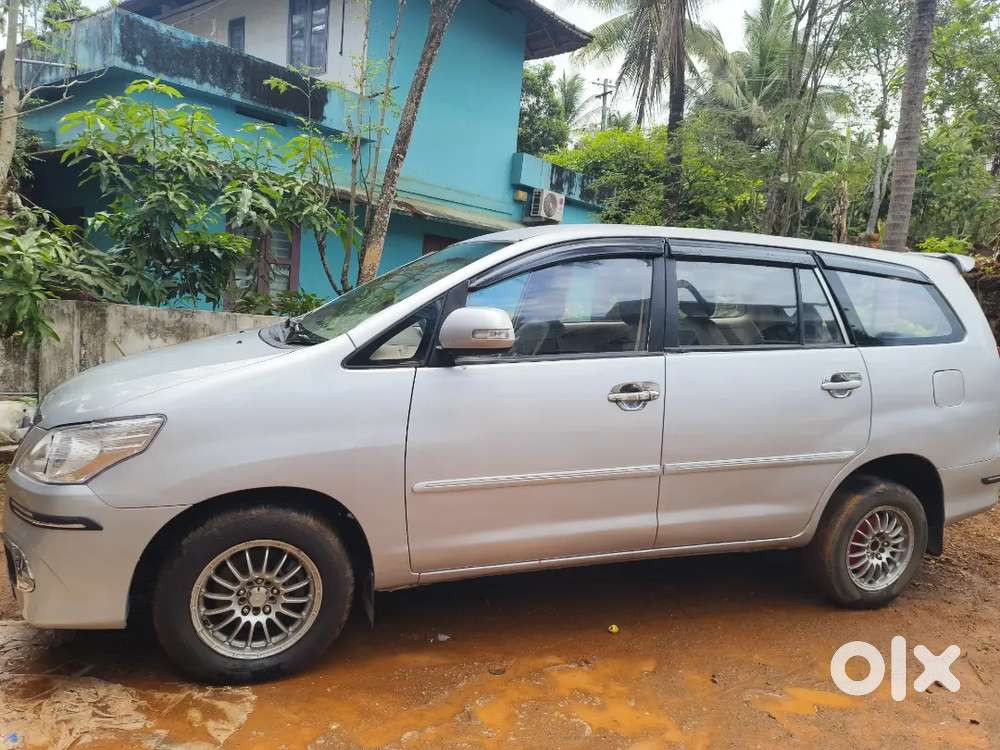 Toyota Innova 2007 Diesel 200000 Km Driven