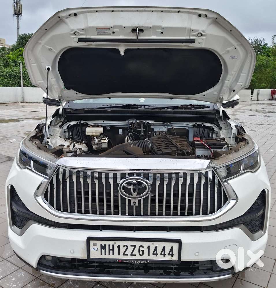 Toyota Innova Hycross 2.0 Zx (o) Hybrid 7 Str, 2026, Petrol