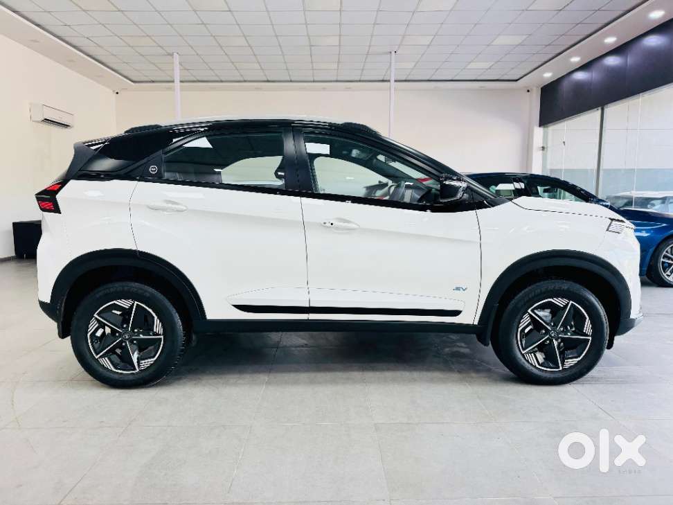 Tata Nexon Ev Fearless Plus Lr, 2023, Electric