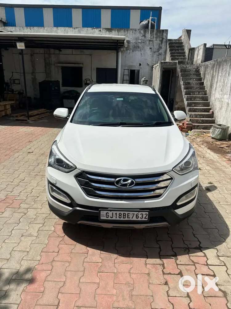 Hyundai New Santa Fe 2015 Diesel Well Maintained