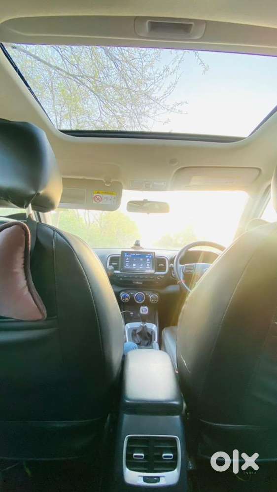 Excellent Condition, No Noise, Sunroof Model,perfect Interior/exterior