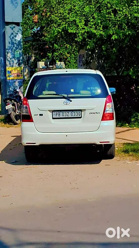 Toyota Innova Diesel 2012 Second Owner
