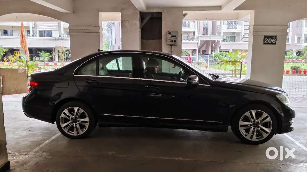Mercedes-benz C220 Cdi Grand Edition With Vip Number(0002).