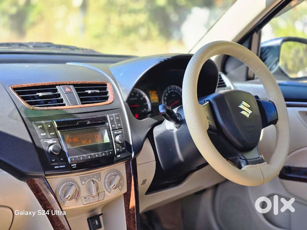 Maruti Suzuki Dzire 1.2 Vxi, 2016, Petrol