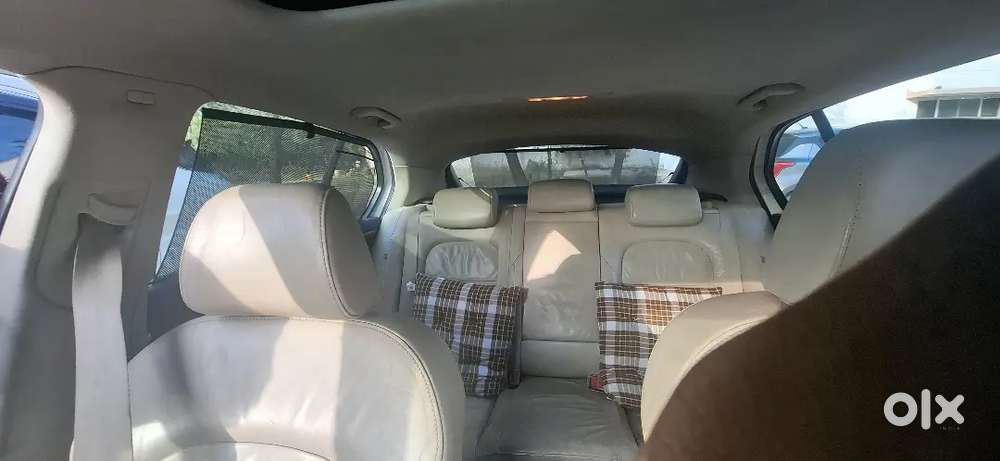Skoda Superb 2011 Manual Car