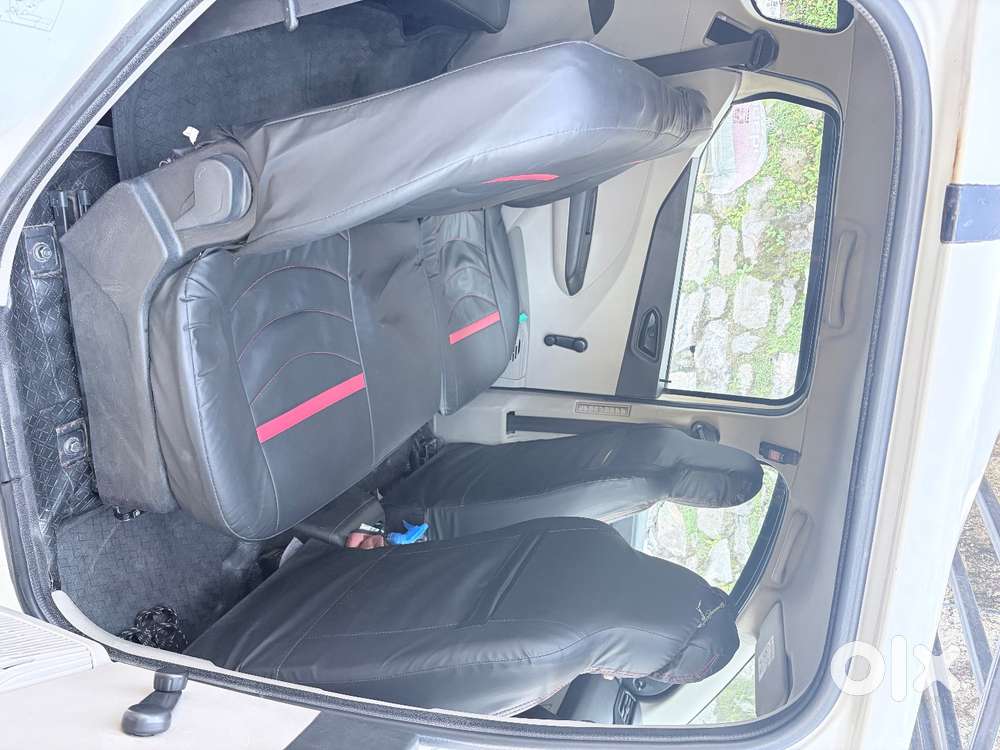 Renault Triber Rxl 2024