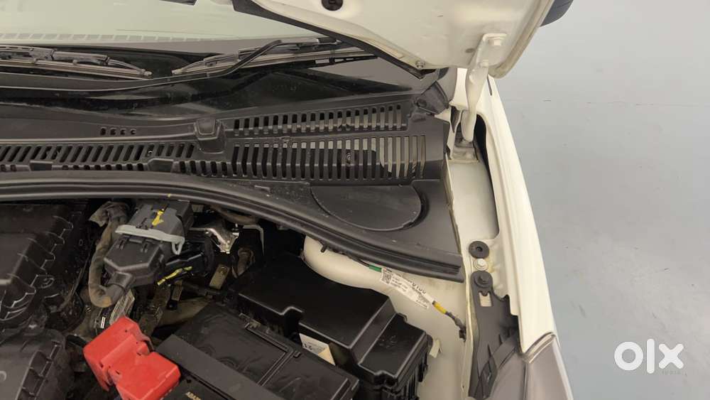 Tata Tiago Xe, 2025, Petrol