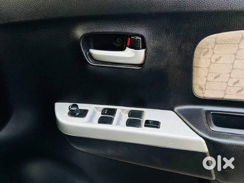 Maruti Suzuki Wagon R 1.0 2010-2019 Vxi (o), 2015, Petrol