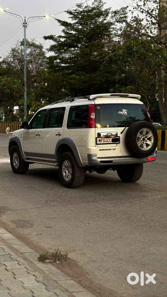 Ford Endeavour 3.2 Titanium 4x4 At, 2009, Diesel