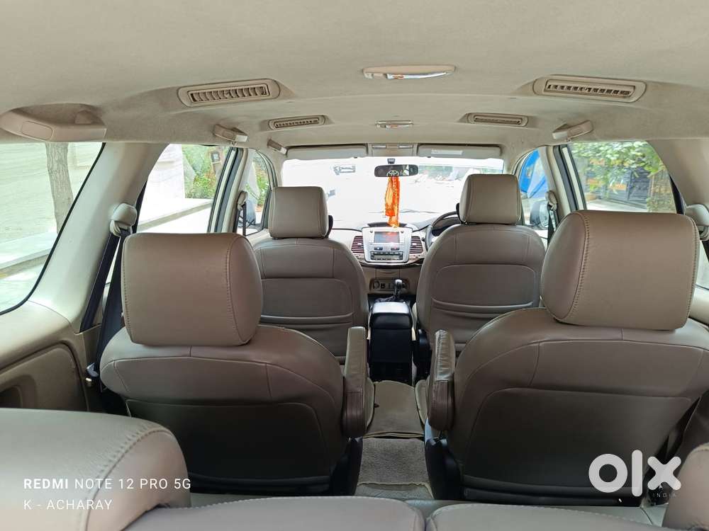 Toyota Innova 2.5 Z Diesel 7 Seater, 2015, Diesel
