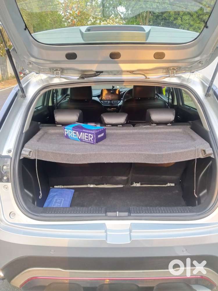 Toyota Urban Cruiser Taisor V 1.0 Petrol Mt, 2024, Petrol