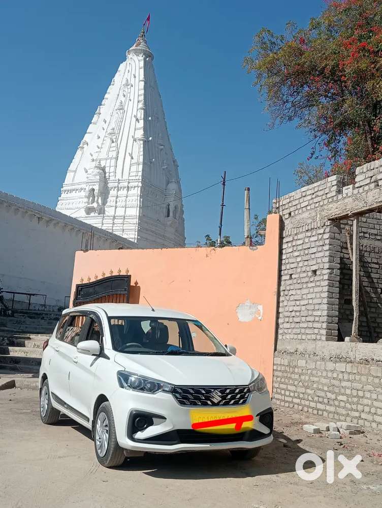 Maruti Suzuki Ertiga Vxi 2025