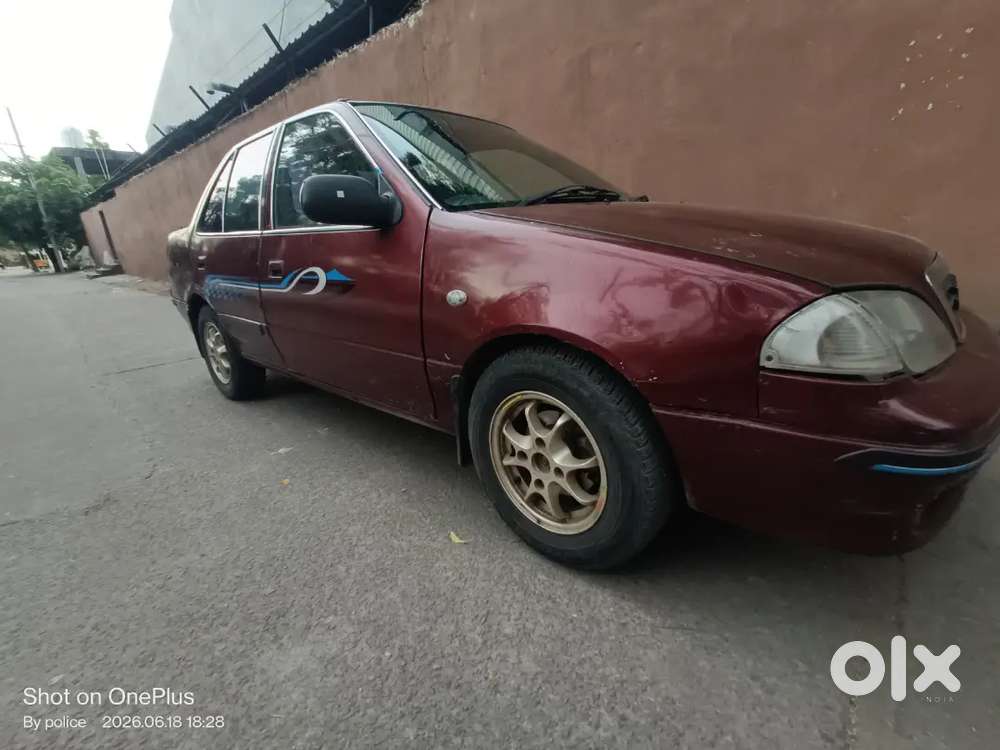 Maruti Suzuki Esteem 2006