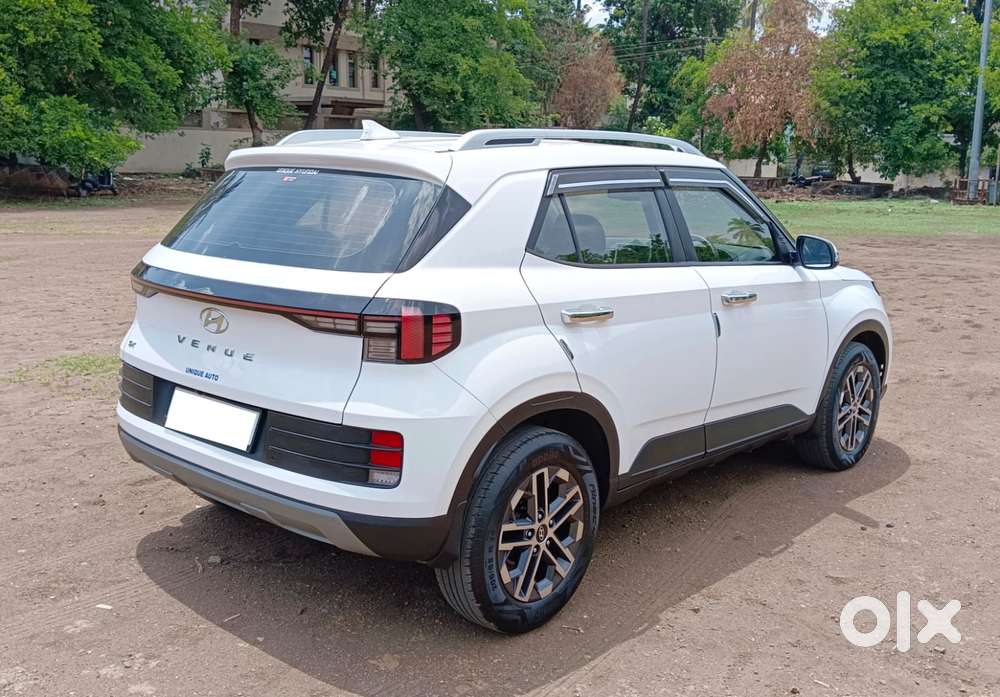Hyundai Venue, 2024, Petrol