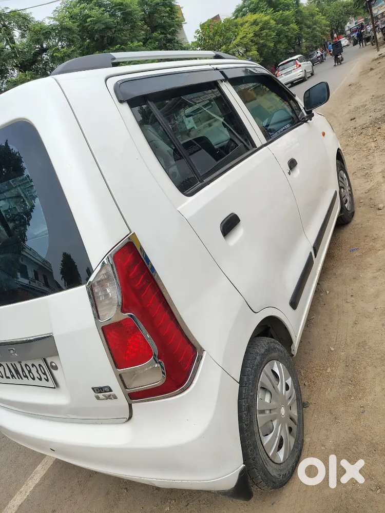 Maruti Suzuki Wagon R Lxi 2014 Fully Showroom Condition