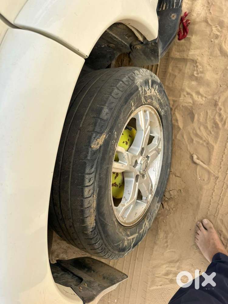 Mahindra Scorpio 2015 Nov End Model