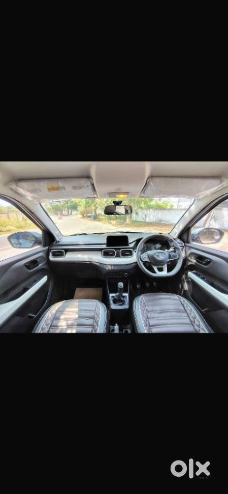 Tata Punch Accomplished, 2023, Petrol