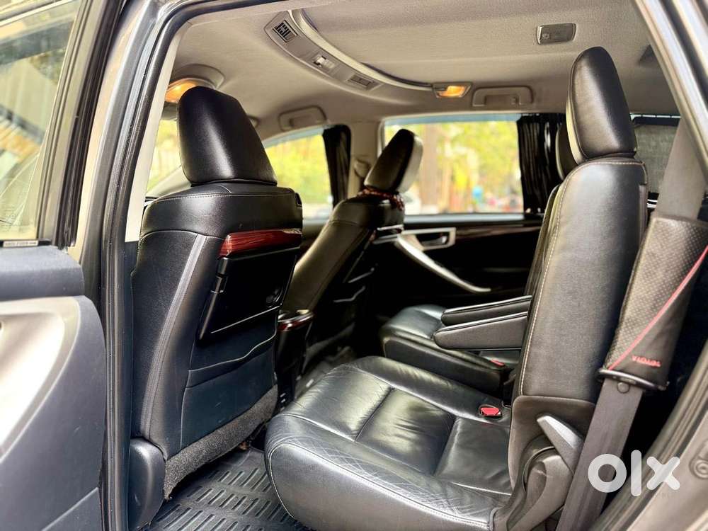 Toyota Innova Crysta 2.4 Zx Mt, 2016, Diesel